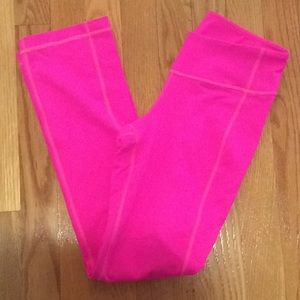 Lululemon pink Capris